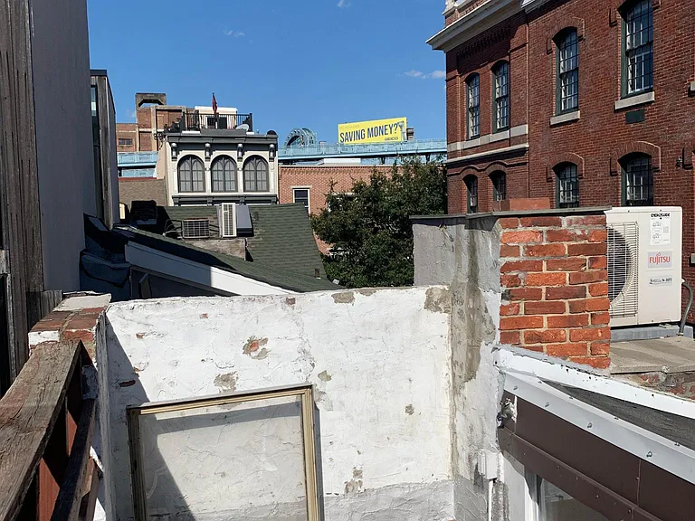 150 N Bread St — Photo 18