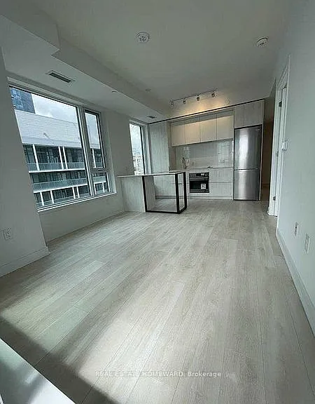 35 Tubman Ave #1015 — Photo 4
