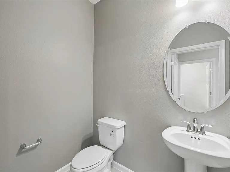 827 Creeping Fig St — Photo 16