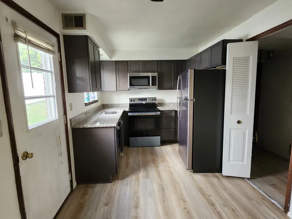 3287 Sardis Rd APT C, Murrysville, PA 15668