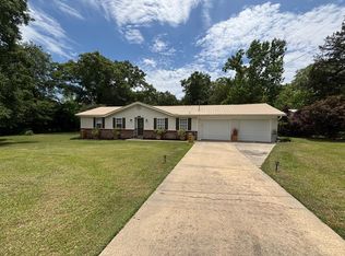 1084 Furnie Folks Rd, Webb, AL 36376