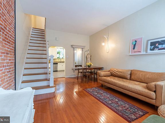 5th image of 939 S 8th St