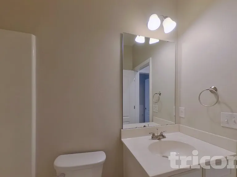 7138 Cuddington Dr — Photo 14