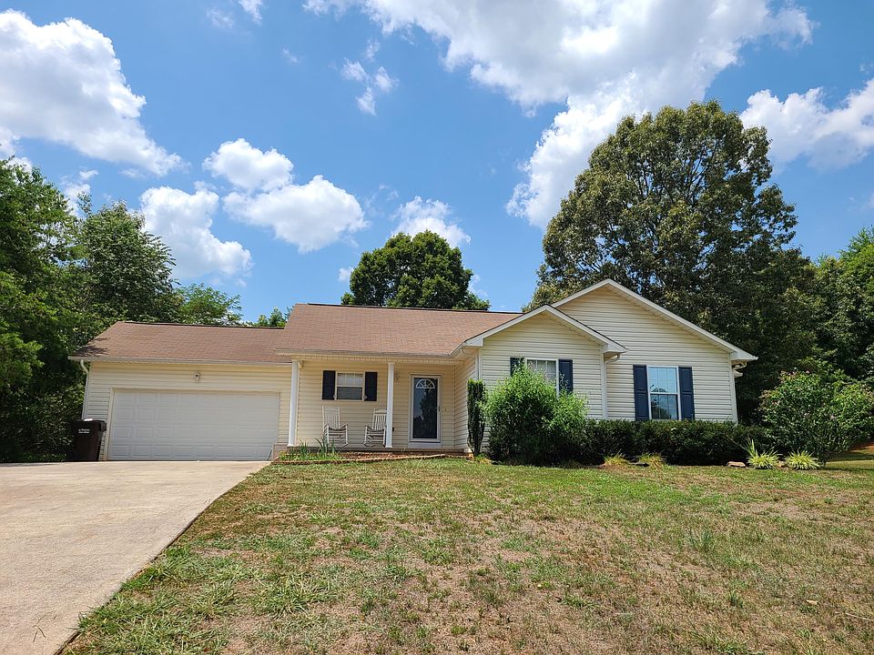 1st image of 110 Whitney Dr