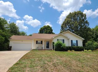 110 Whitney Dr, Lenoir City, TN 37772