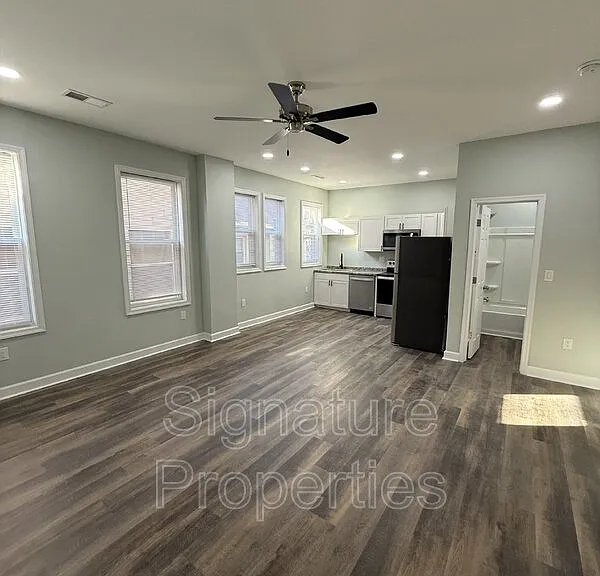 2711 Detroit St #3 — Photo 4