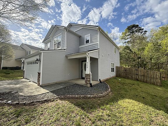 3rd image of 3734 Mountain Brook Cir
