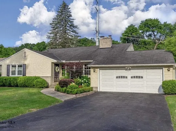 319 Kanawha Rd, Lancaster, OH 43130