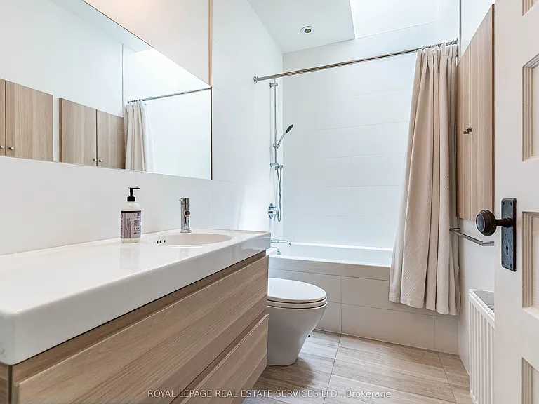 241 Garden Ave — Photo 25