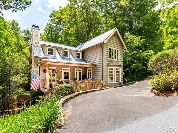125 Honey Bee Bend, Cashiers, NC 28717