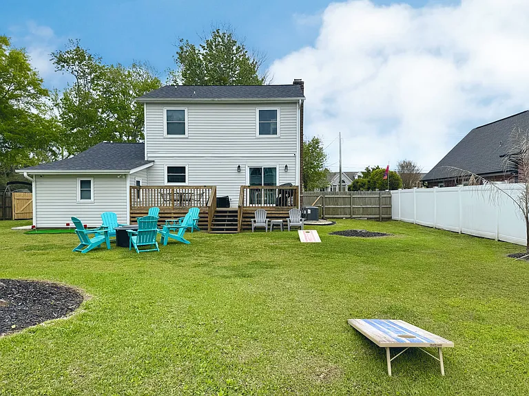 1008 Anne St — Photo 32