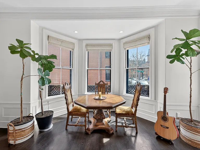 12 Hereford St #2 — Photo 11