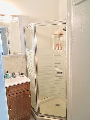 4th image of 182 8th Ave APT 2A