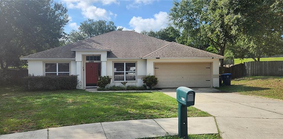 1st image of 1200 Oak Leaf Ct