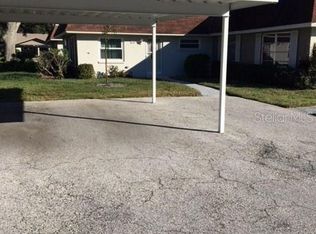1359 Glendale Cir W, Sarasota, FL 34232
