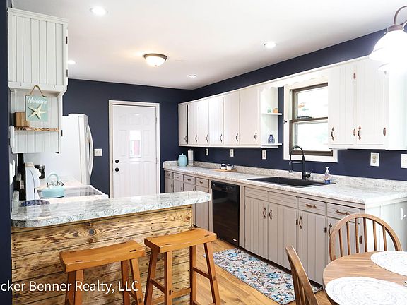 2nd image of 4526 W Bard Rd