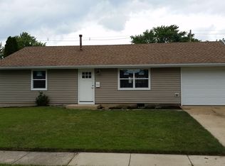 773 Geneva Ave, Romeoville, IL 60446