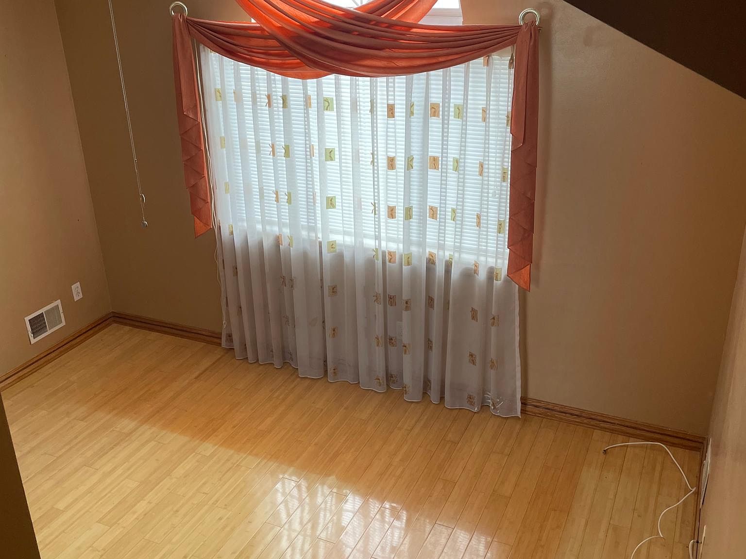 96 Robin Rd, Staten Island, NY 10305 Zillow