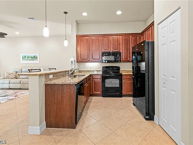 10535 Carolina Willow Dr — Photo 15