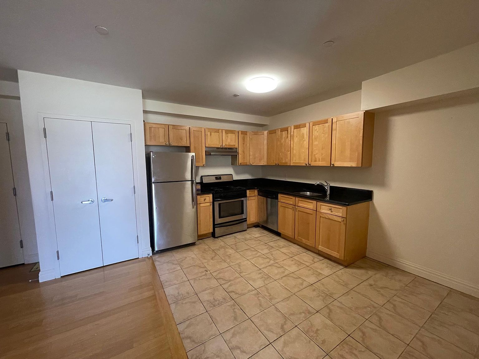 454 Main St 2B, New Rochelle, NY 10801 Zillow