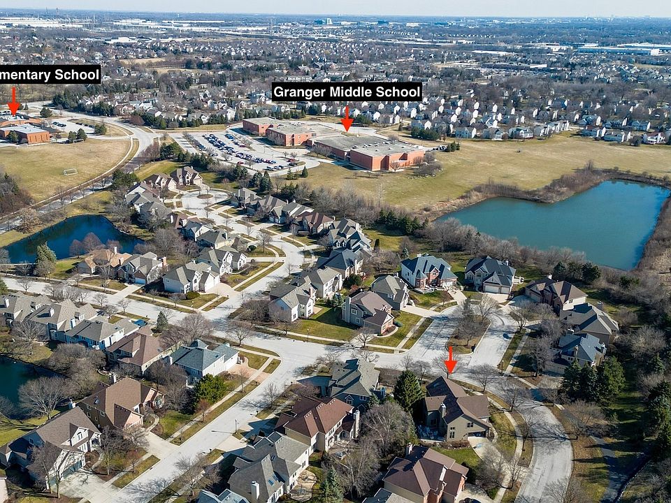 2nd image of 2536 Sutton Ln