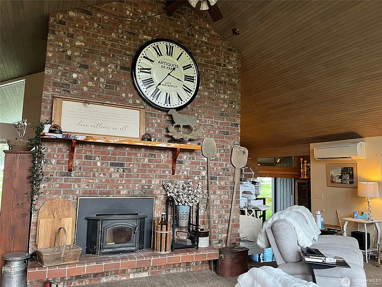 615 Arrowhead Rd — Photo 34
