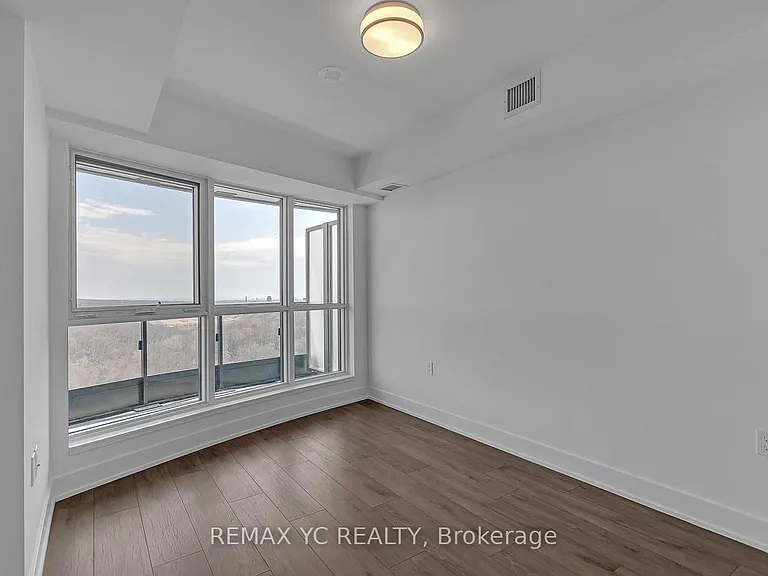 585 Bloor St E #3217 — Photo 11