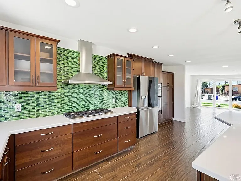 834 Holly Ave — Photo 25