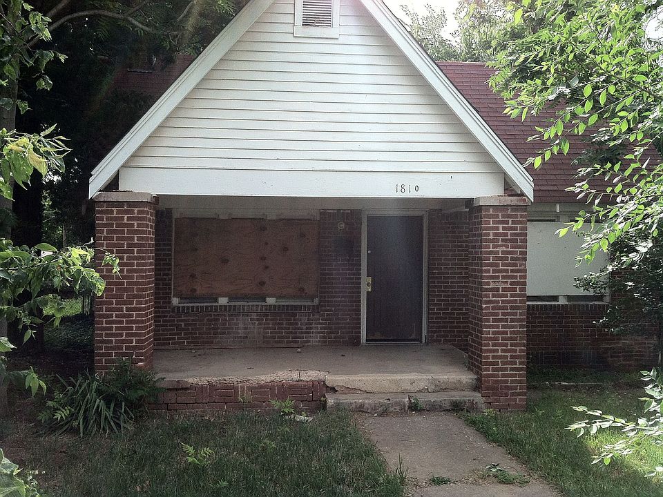 1st image of 1810 N Jordan Ave
