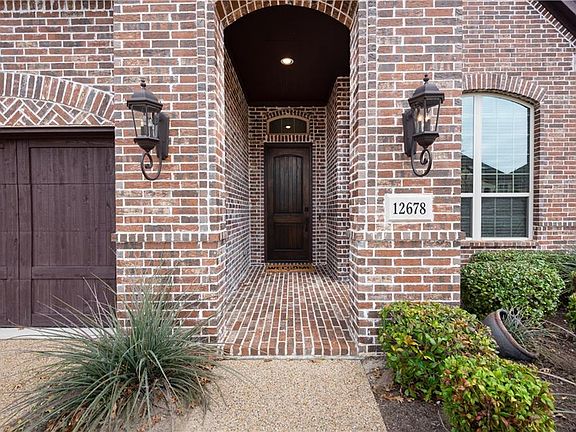 3rd image of 12678 Loxley Dr