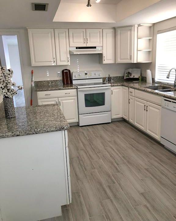 1st image of 698 Leisure World