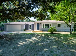 2368 S Glendale Rd, Benton Harbor, MI 49022