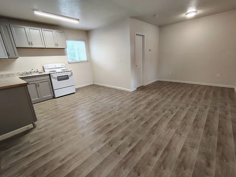 408 Fusco Ave — Photo 18