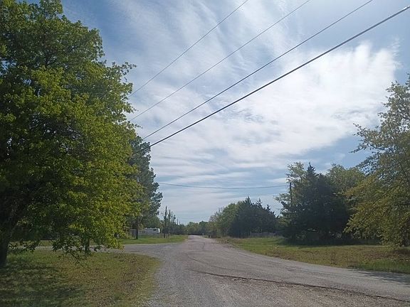 5th image of 10 Deer Run Rd