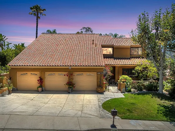 24508 Park Granada, Calabasas, CA 91302