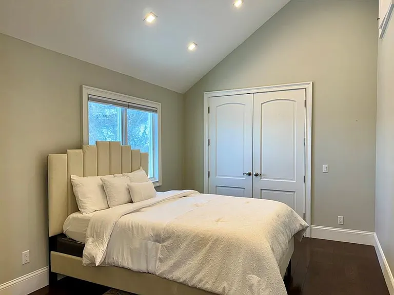 815 S Lake Blvd — Photo 8