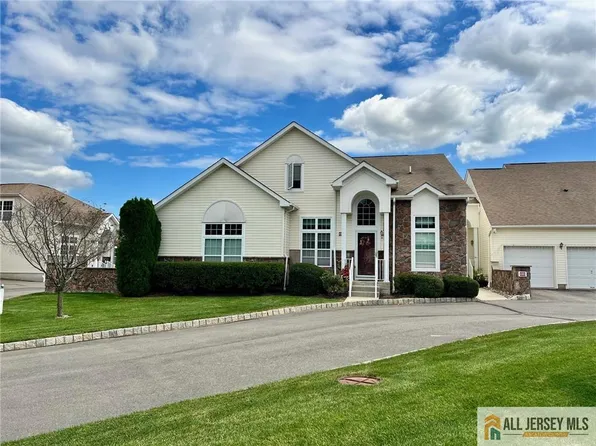 4502 Schindler Dr S, Monmouth Junction, NJ 08852