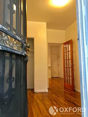 Rented by Oxford Property Group | media 39