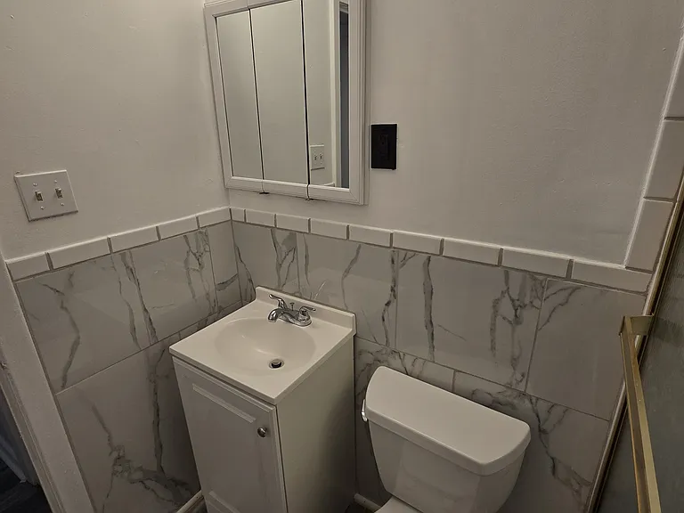2312 Reed Rd — Photo 10