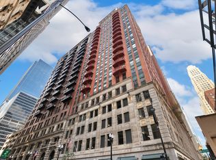 208 W Washington St APT 1910, Chicago, IL 60606