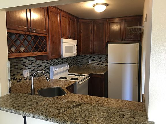 3rd image of 3238 Ashford St Unit P