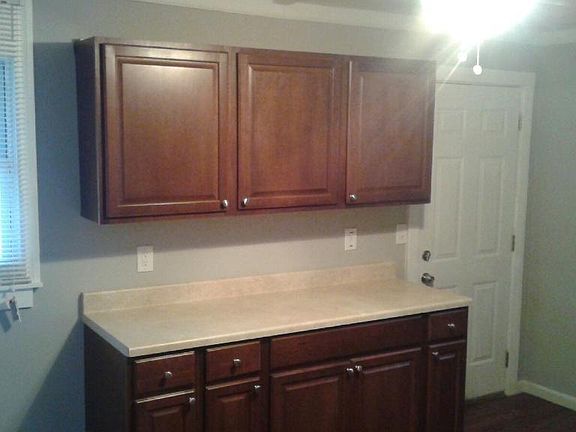 3rd image of 1531 Fairmount Ave