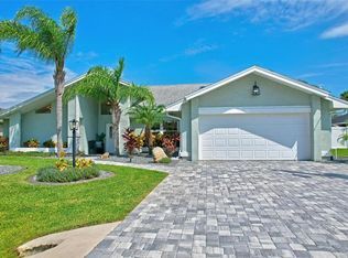 6 Colony Ct, Palm Coast, FL 32137