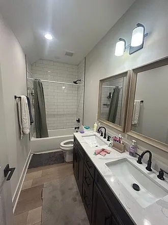 1511 Grainger Ave — Photo 9