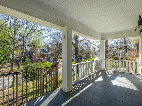 4th image of 1014 Englewood Ave