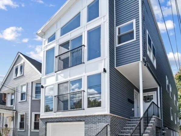 249 S 19th St, Newark City, NJ 07103