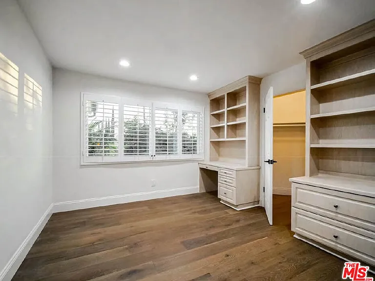 4732 Del Moreno Dr — Photo 19