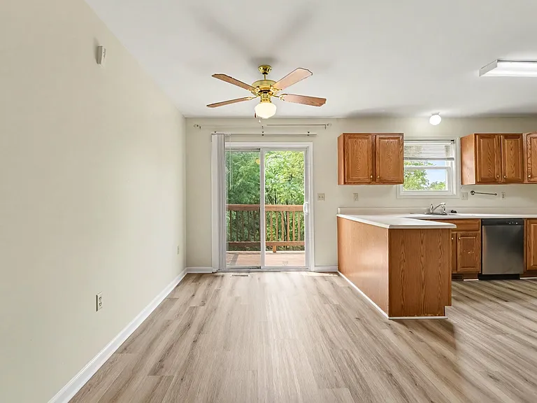 7225 Capital Dr #1 — Photo 5