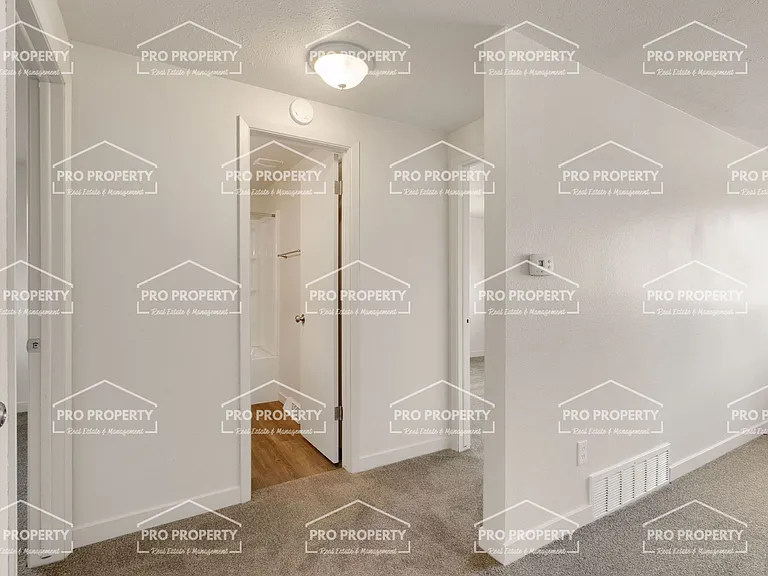 424 W 43rd St — Photo 22