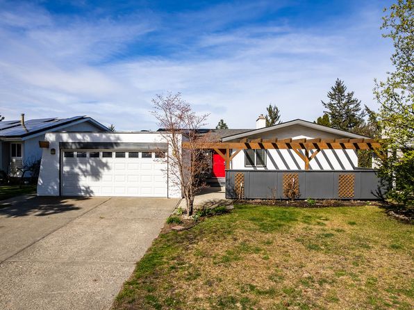 222 Waddington Dr, Kamloops, BC V2E 1M4